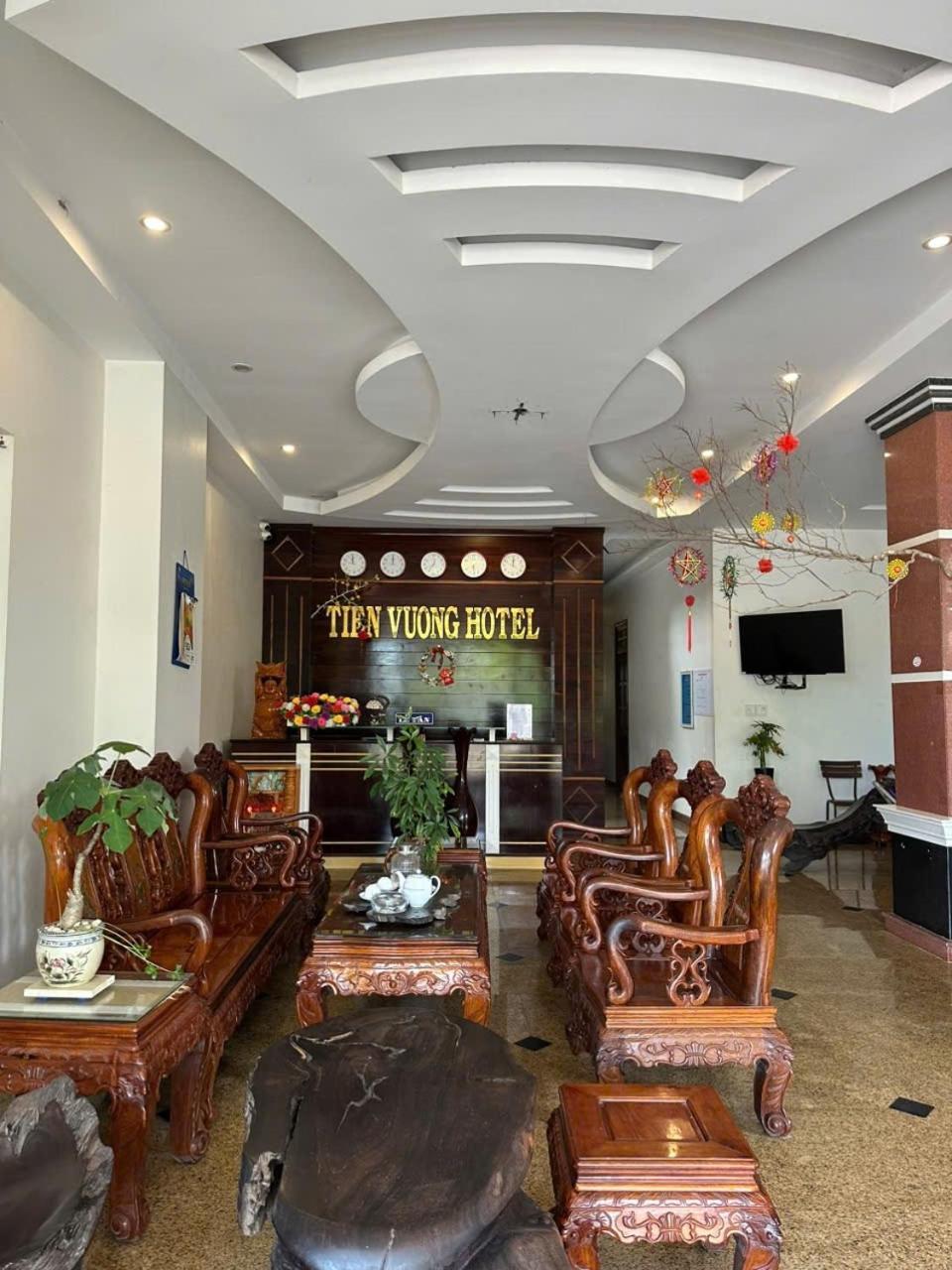 Tien Vuong Hotel Thien Chenh Exterior photo